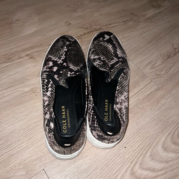 Snake Print Slip-On Sneakers - Picture 2 of 2